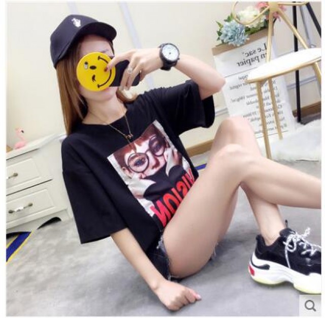 [해외] 여성 여름 티셔츠 반팔 패션 BF풍 캐주얼 루즈핏 학생 배색 인물 나염