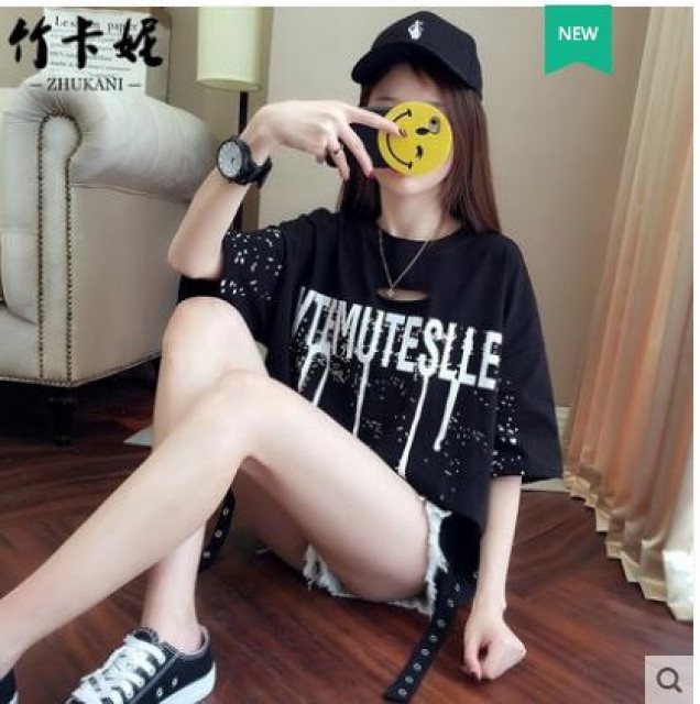 [해외] 여성 여름 반발 티셔츠 루즈핏 학생 bf풍 나염 대미지 패션