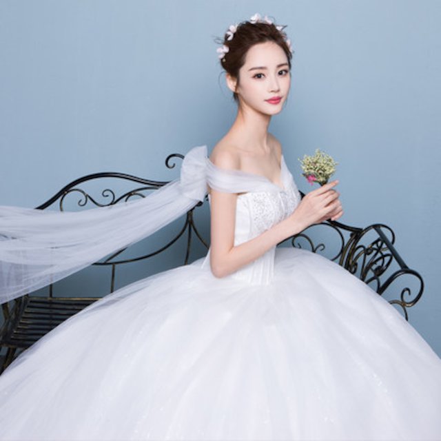 [해외] 여성 신상 여름 새로운 웨딩 드레스 흰색 간단한 슬림 신부 웨딩 드레스